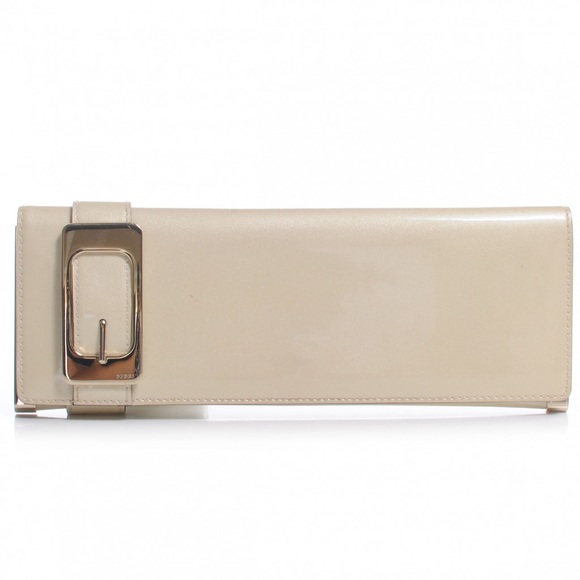 100% Authentic Gucci Patent Glitter Buckle Clutch - Picture 1 of 8